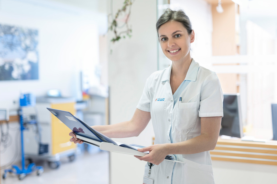 Das Klinikum Wels-Grieskirchen bemüht sich anlässlich des Internationalen Tags der Pflege um einen Perspektivenwechsel in der Pflegeberichterstattung. / Klinikum Wels-Grieskirchen/Nik Fleischmann Das Klinikum Wels-Grieskirchen bemüht sich anlässlich des Internationalen Tags der Pflege um einen Perspektivenwechsel in der Pflegeberichterstattung.