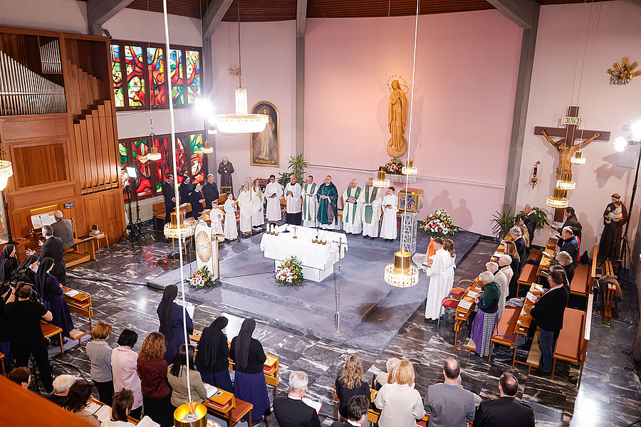 Mit einem Festgottesdienst mit Bischof Wilhelm Krautwaschl startete das Marienkrankenhaus Vorau am 8. Februar 2026 in sein Jubiläumsjahr.