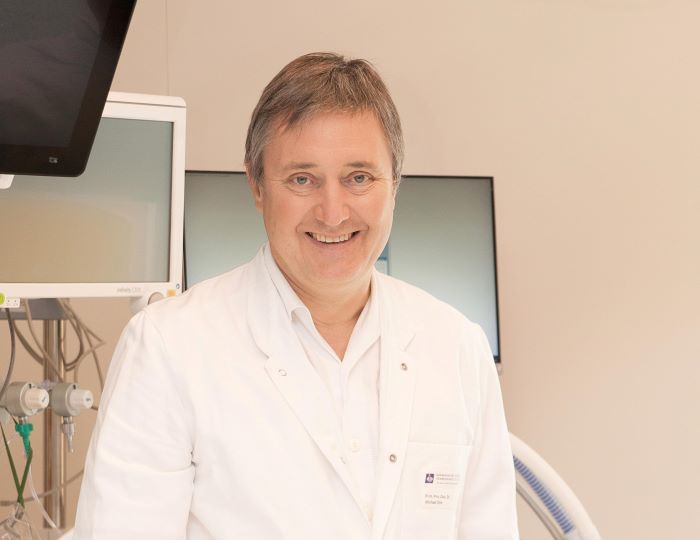Prim. Priv.-Doz. Dr. Michael Zink, D.E.A.A. steht als gewählter „Präsident elect“ mit an der Spitze der Österreichischen Gesellschaft für Anästhesiologie, Reanimation und Intensivmedizin (ÖGARI)