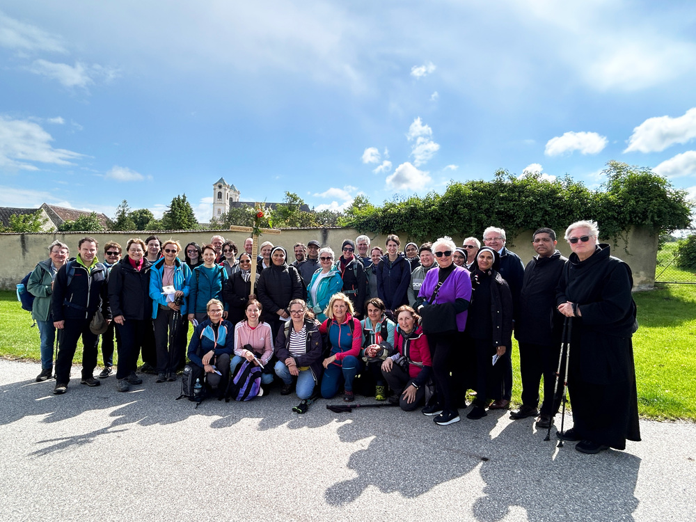 Die Wallfahrer kurz vor der Basilika Loretto / KHBB Eisenstadt Die Wallfahrer kurz vor der Basilika Loretto